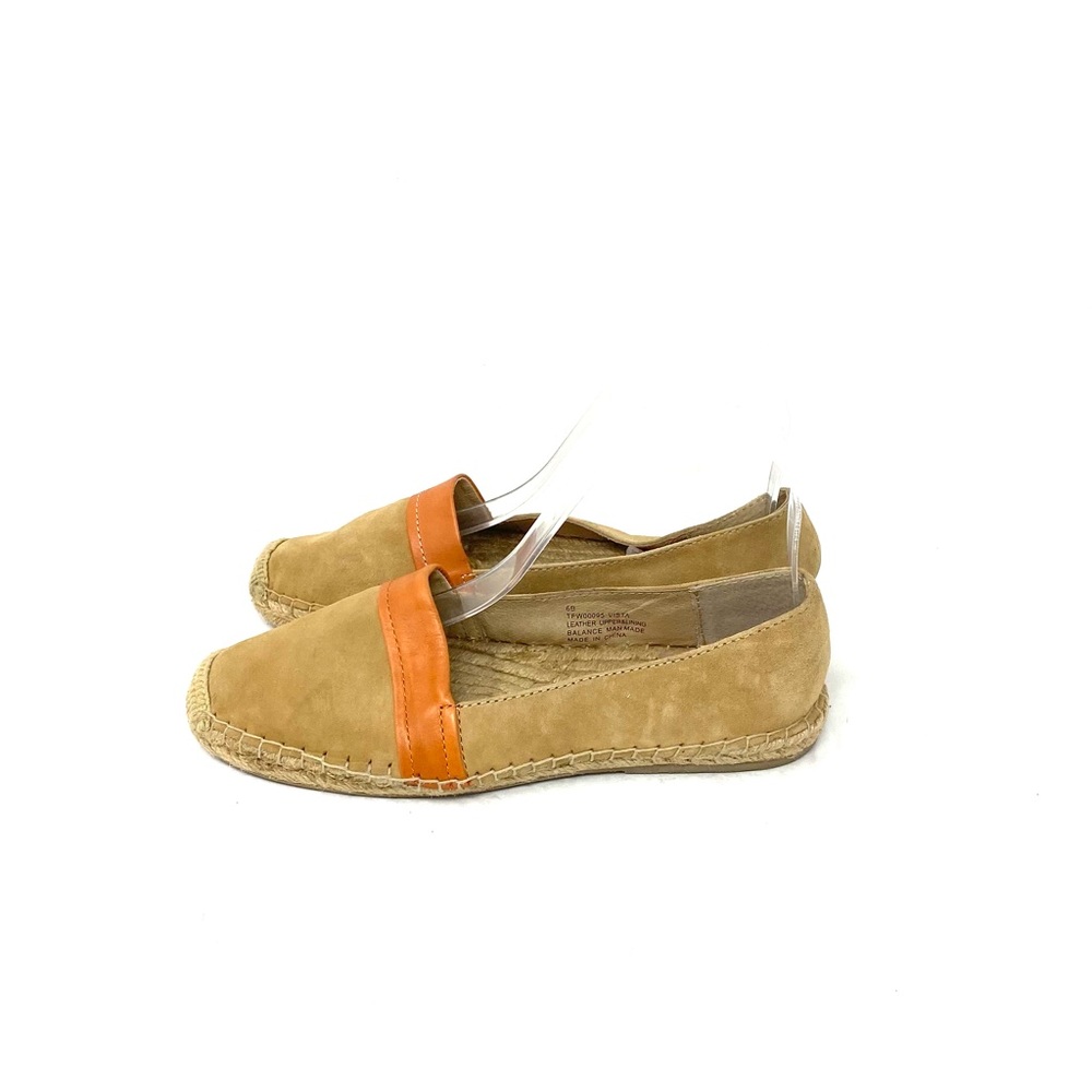 Tommy Bahama Flats